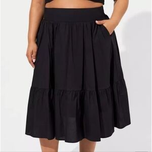 Torrid Black Midi Poplin Tiered Skirt